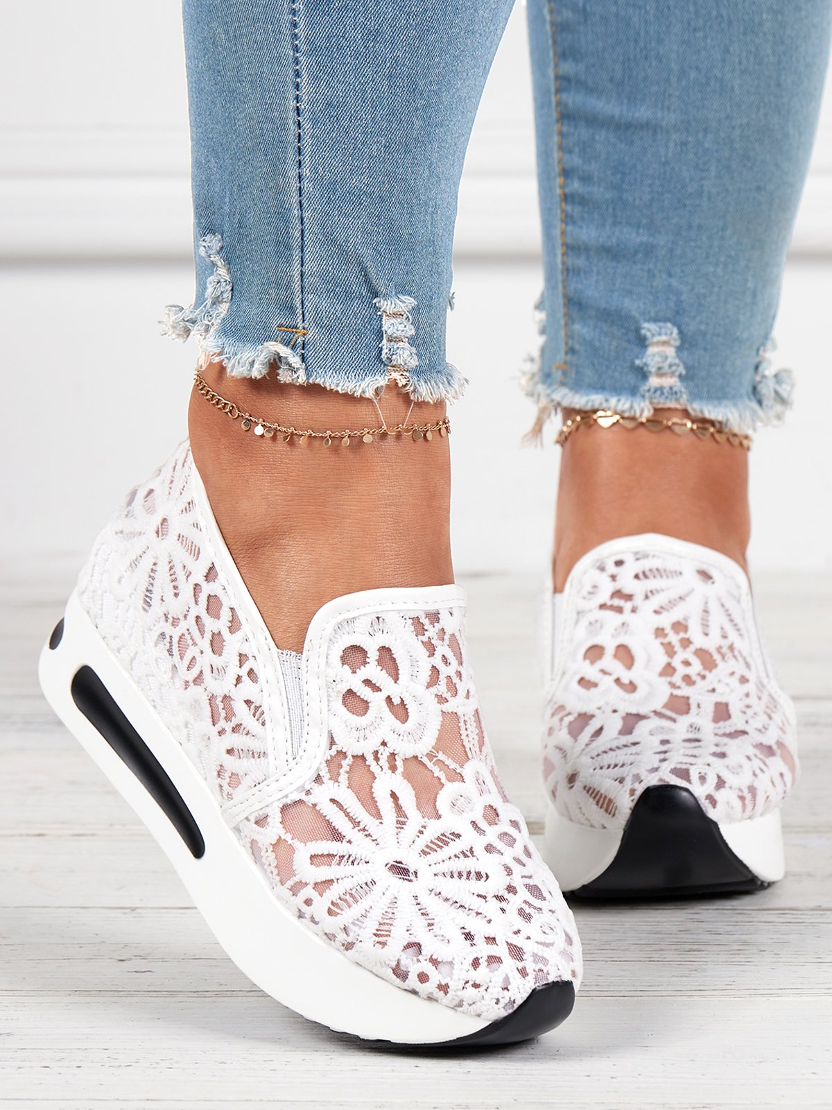 Blumenstickerei Mesh Paneeliert Slip-On Keil Sneakers