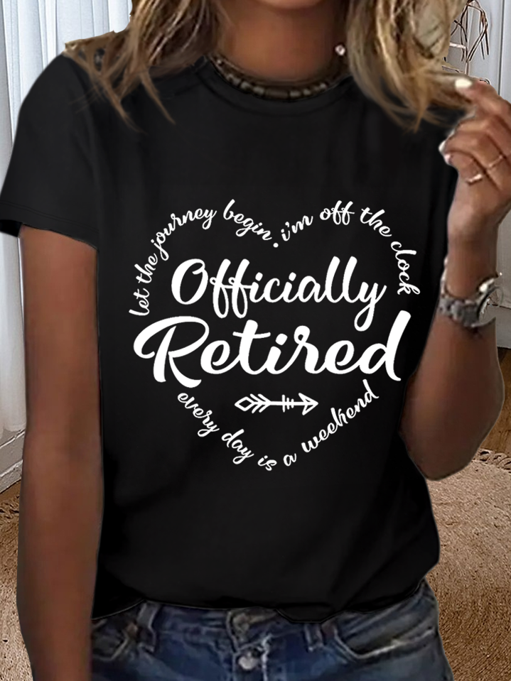 Damen Ruhestand Geschenk Offiziell IM RUHESTAND Textbriefe Einfach T-Shirt