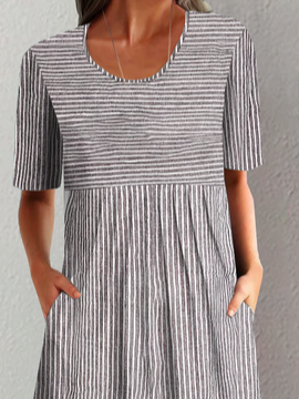 Lässig Rundhals Weit Kleid mit Nein