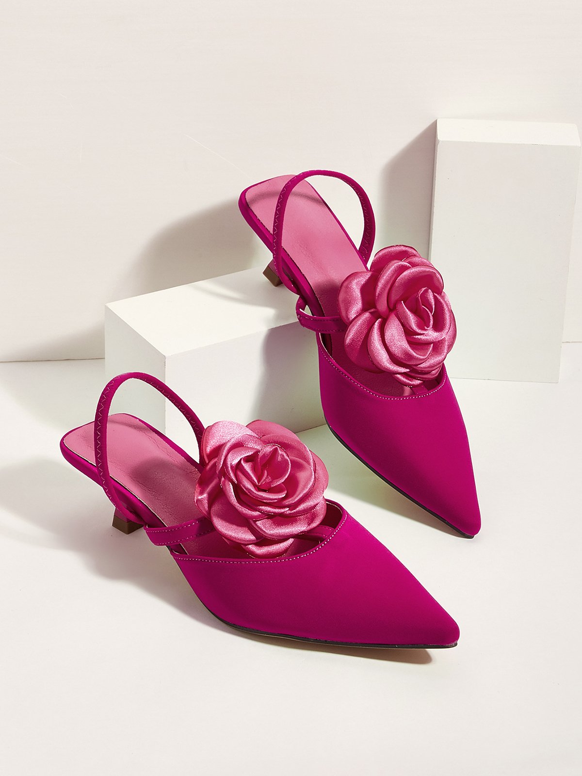 Elegant Rosa Satin Kätzchen Stöckel Slingback Pumps