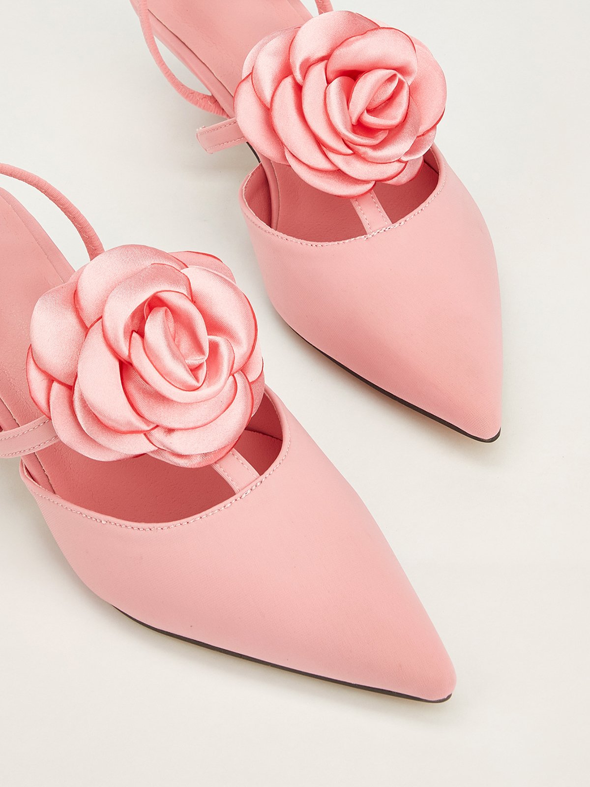 Elegant Rosa Satin Kätzchen Stöckel Slingback Pumps