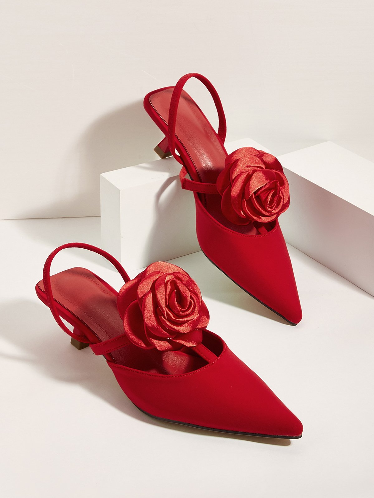 Elegant Rosa Satin Kätzchen Stöckel Slingback Pumps