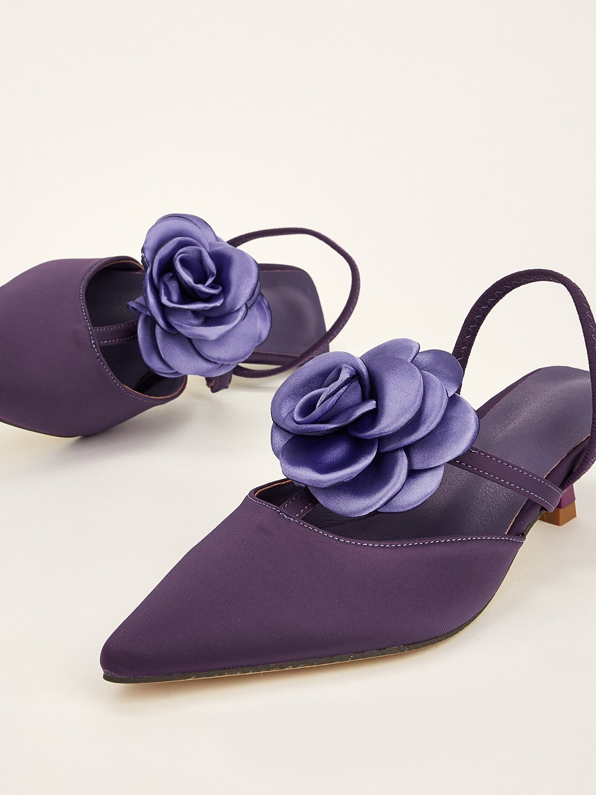 Elegant Rosa Satin Kätzchen Stöckel Slingback Pumps