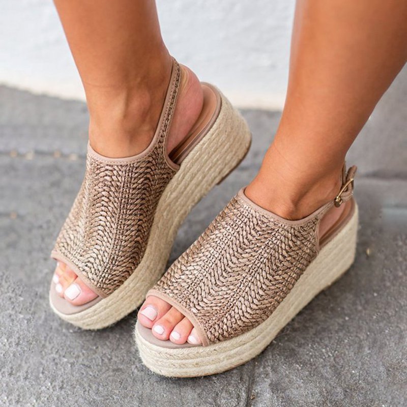 Modetalente Damen Lässige Sandalette mit angesagten Cut-Outs
