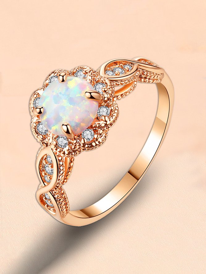 Geometrischer Opal Ring